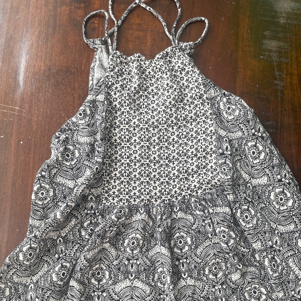 Women’s Flowy Tank Top
